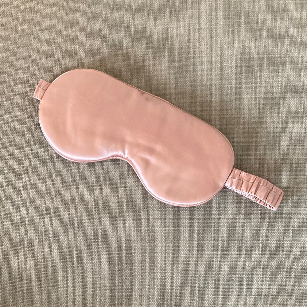 BN Silk Eye Mask Pink